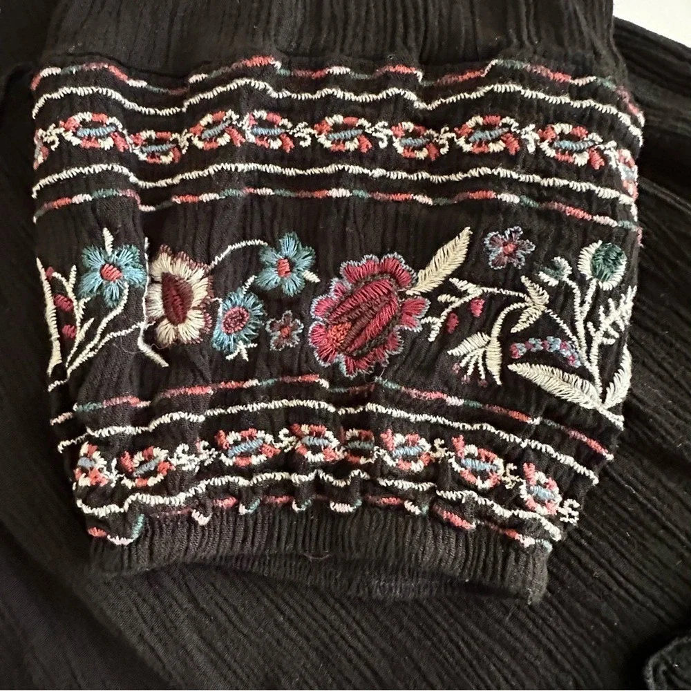 Embroidered Boho Peasant Dress L Black Floral Long Sleeve Midi‎ Cottage Festival